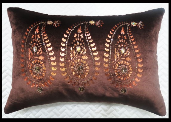 METALIC FOIL PRINT PAISLEY