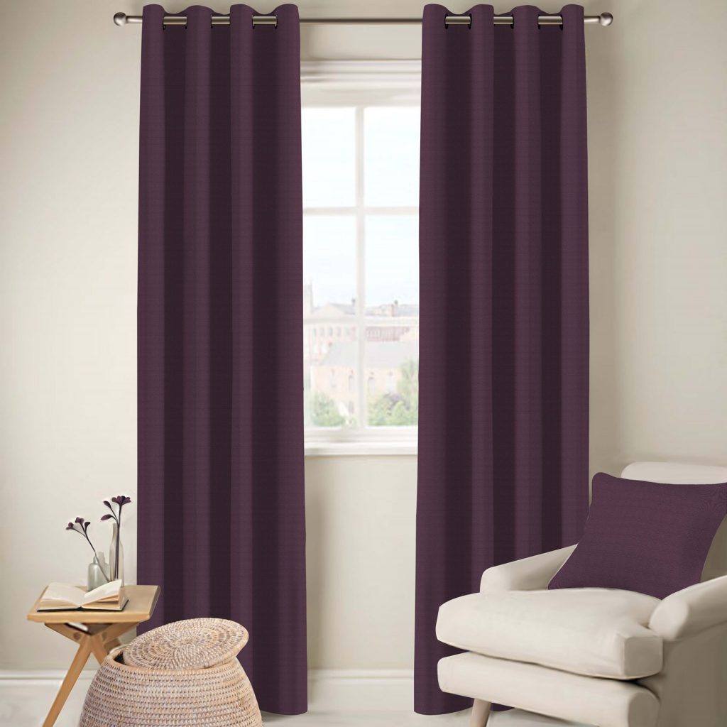 SENSUAL - PLUM PLAIN EYELET CURTAIN